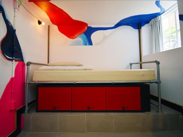 Will & Tate City Stay : photo 6 de la chambre lit dans dortoir de 8 lits 
