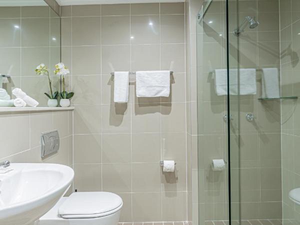 Best Western Plus Camperdown Suites : photo 8 de la chambre chambre lit queen-size deluxe