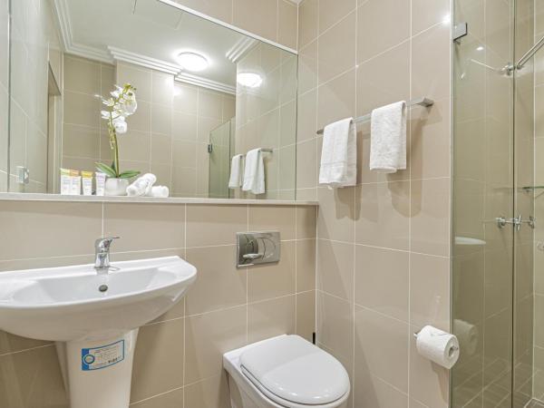 Best Western Plus Camperdown Suites : photo 6 de la chambre chambre standard lit queen-size