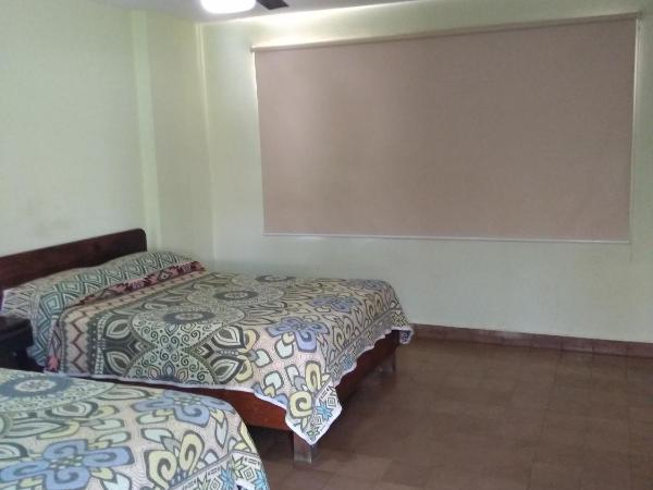 Hotel Colimense : photo 3 de la chambre chambre double avec 2 lits doubles
