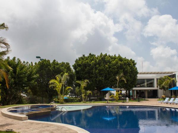 Villa Internacional Hotel & Club : photo 4 de la chambre chambre lit king-size deluxe