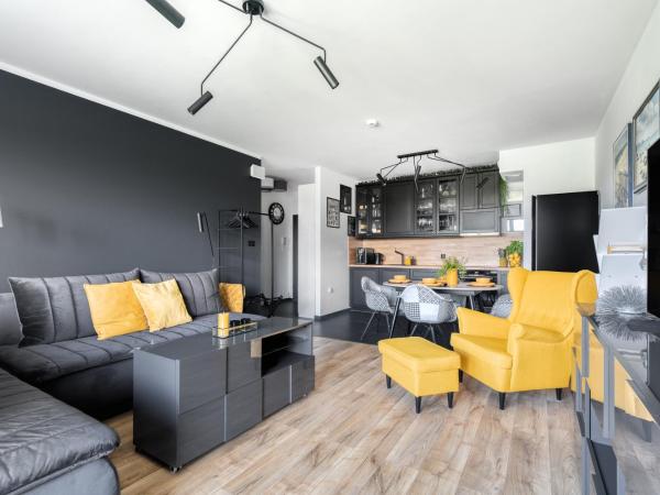 Apartamenty Baltica Towers Modern White&Black : photo 1 de la chambre appartement supérieur