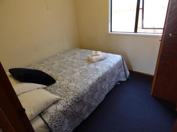Sahara Motels : photo 3 de la chambre basic one-bedroom apartment with private bathroom