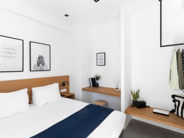 PAME House : photo 4 de la chambre chambre double avec balcon