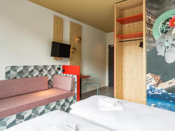 MEININGER Hotel Zürich Greencity : photo 1 de la chambre chambre triple