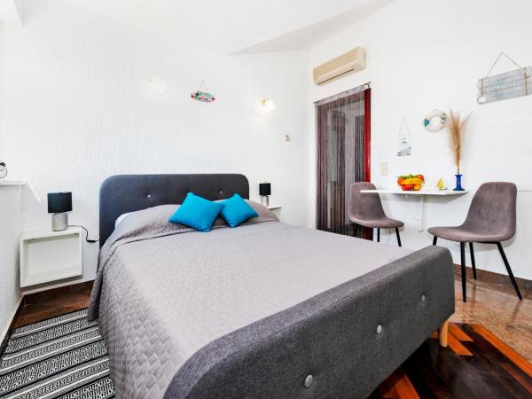 Rooms Daria : photo 1 de la chambre chambre double avec balcon