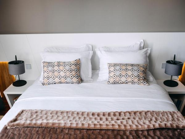 Residence Vaal : photo 3 de la chambre king suite with jacuzzi on the terrace and sea view