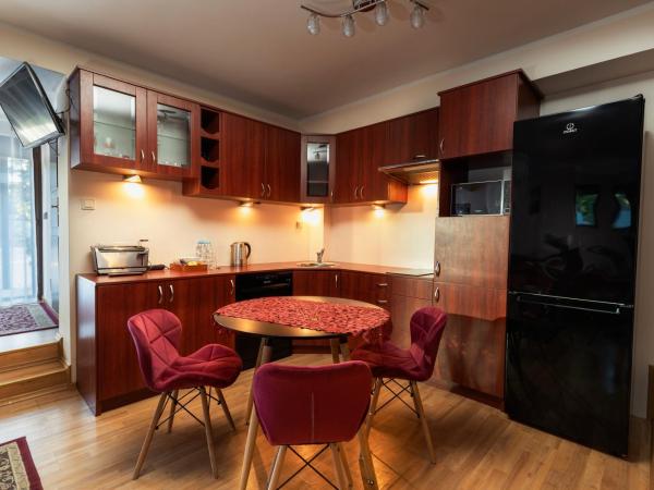 Villa Toscania-check in 24h : photo 3 de la chambre chambre quadruple confort