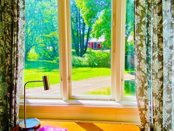 Solakoop B&B : photo 2 de la chambre chambre lits jumeaux avec douche commune