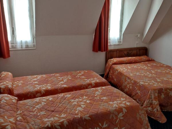 Hotel du Commerce et de Navarre : photo 1 de la chambre chambre quadruple