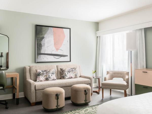 Holiday Inn Express St. Louis Central West End, an IHG Hotel : photo 3 de la chambre standard king room with extra space