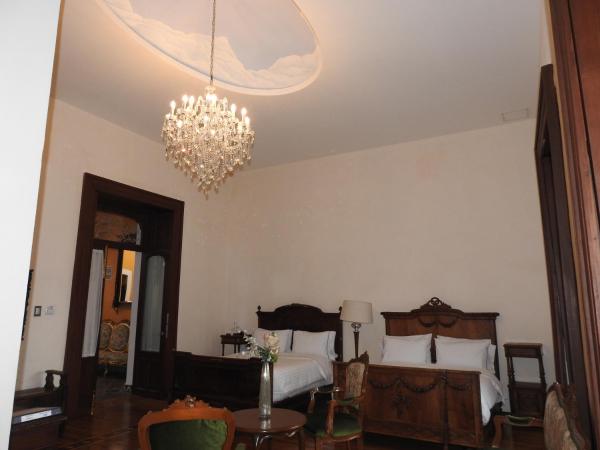 Hotel Marqués del Ángel : photo 10 de la chambre chambre double familiale