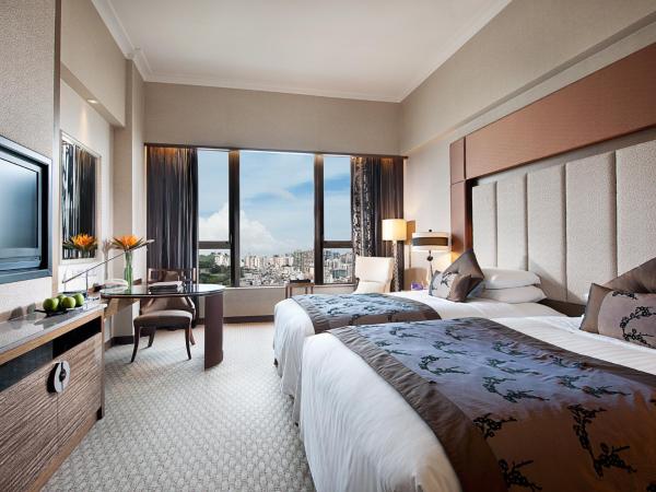 Sofitel Macau At Ponte 16 : photo 1 de la chambre chambre lits jumeaux supérieure - vue sur ville