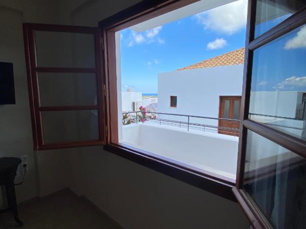 Amazones Village Suites : photo 5 de la chambre suite junior - vue latérale sur mer