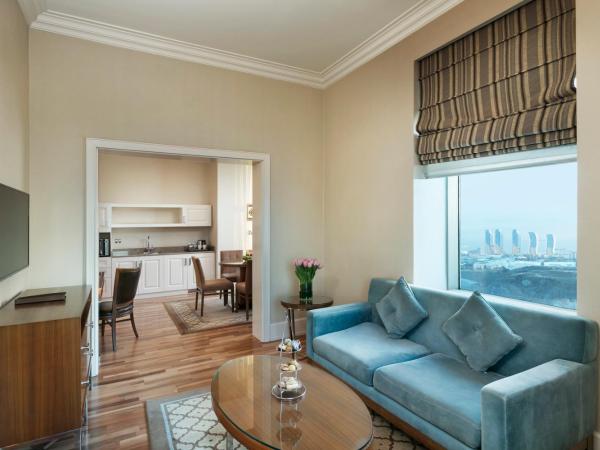 Titanic Business Kartal : photo 4 de la chambre suite premier avec kitchenette