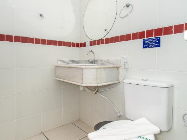 Pousada Casuarina Ferradura : photo 6 de la chambre chambre double