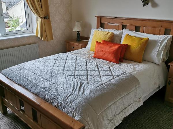 Noraville House : photo 3 de la chambre chambre double avec salle de bains privative