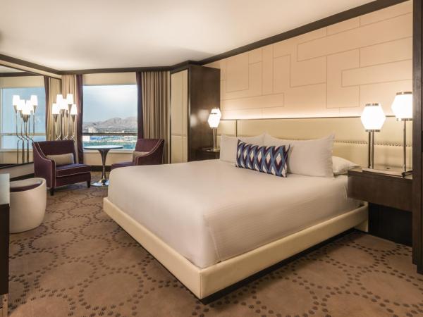 Harrah's Las Vegas Hotel & Casino : photo 2 de la chambre suite exécutive lit king-size - tour vallée - non-fumeurs