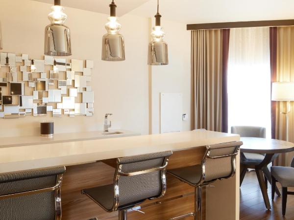 Harrah's Las Vegas Hotel & Casino : photo 4 de la chambre suite vice-présidentielle lit king-size - tour vallée - non-fumeurs