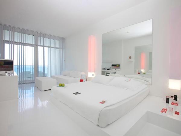 Hotel SU & Aqualand : photo 2 de la chambre chambre de luxe avec vue sur arrière-pays
