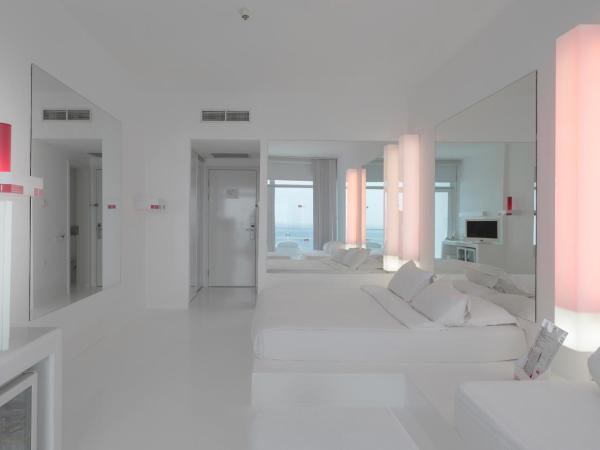 Hotel SU & Aqualand : photo 3 de la chambre chambre de luxe avec vue sur arrière-pays