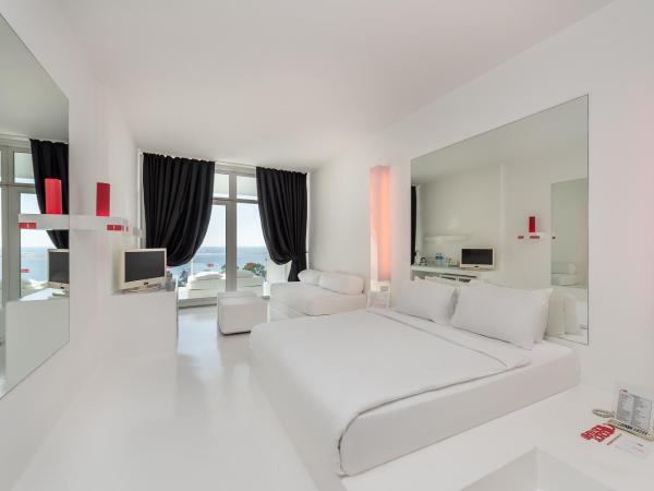 Hotel SU & Aqualand : photo 1 de la chambre chambre de luxe avec vue sur arrière-pays