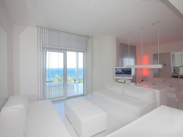 Hotel SU & Aqualand : photo 3 de la chambre chambre familiale - vue sur mer