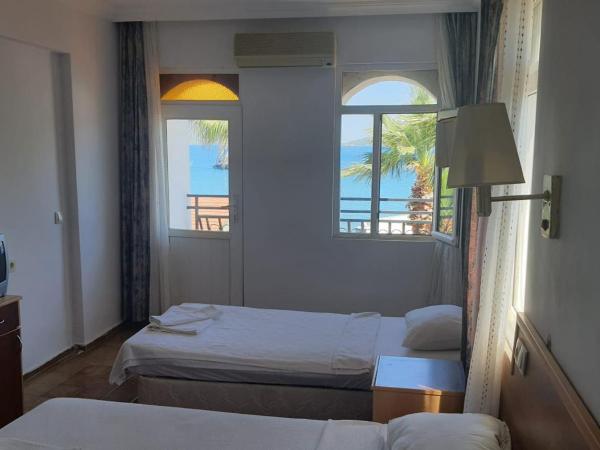 SERİN HOTEL : photo 8 de la chambre chambre double - vue sur mer