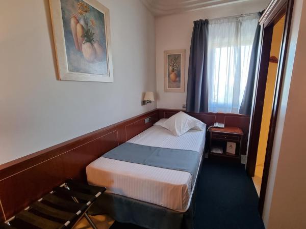 Hotel Gran Legazpi : photo 2 de la chambre chambre simple