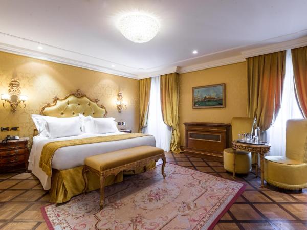 Hotel Ai Reali - Small Luxury Hotels of the World : photo 2 de la chambre chambre deluxe double ou lits jumeaux