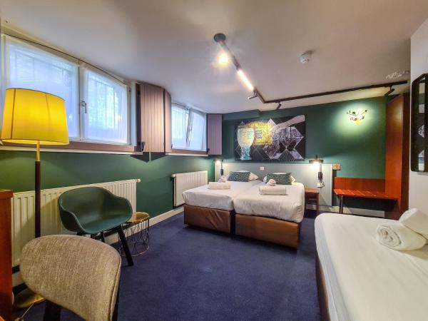 Hotel Alexander : photo 5 de la chambre chambre triple