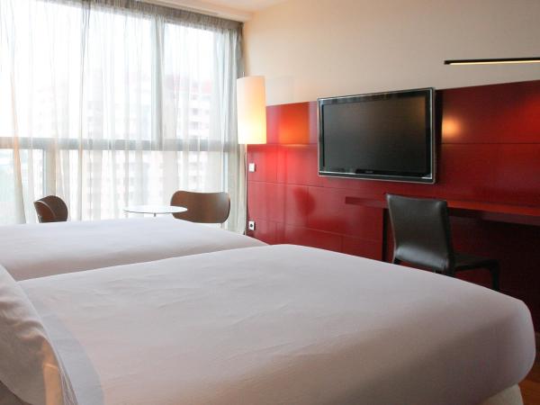 Hotel Reina Petronila : photo 6 de la chambre chambre double ou lits jumeaux