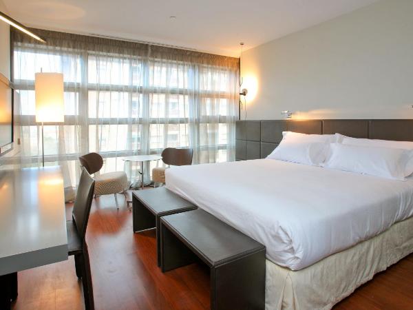 Hotel Reina Petronila : photo 3 de la chambre chambre double ou lits jumeaux