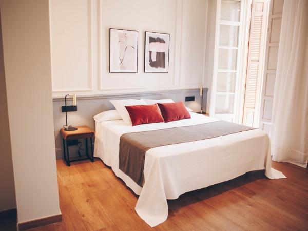 Alcazaba Premium Hotel : photo 3 de la chambre chambre double ou lits jumeaux supérieure avec balcon