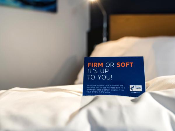 Holiday Inn Express Bristol City Centre, an IHG Hotel : photo 2 de la chambre chambre standard