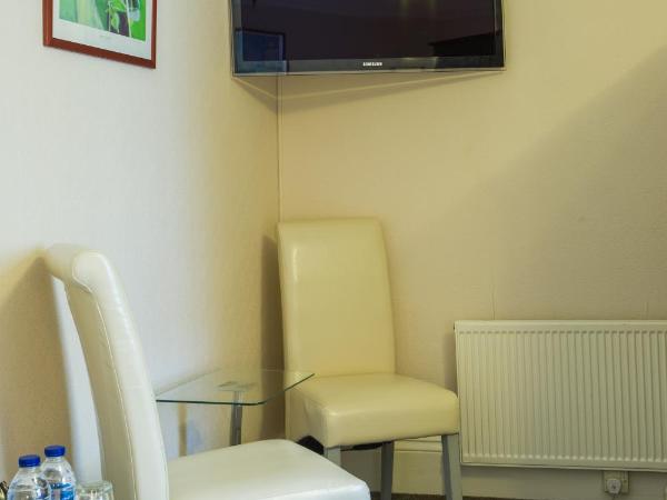 The Rosscourt-Adults Only : photo 5 de la chambre chambre lits jumeaux