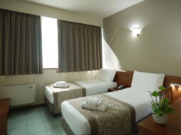 ALA Hotel : photo 3 de la chambre chambre lits jumeaux