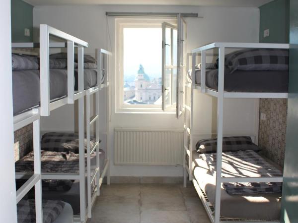 Stadtalm Naturfreundehaus : photo 1 de la chambre chambre familiale