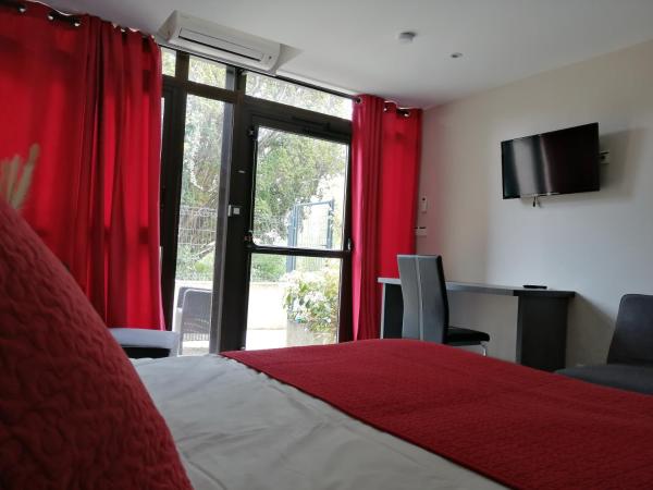 Appart-hôtel Chanzy / Angoulême : photo 1 de la chambre appartement supérieur