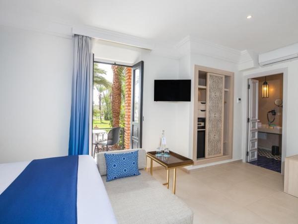 Sol Oasis Marrakech - All Inclusive : photo 2 de la chambre chambre sol avec balcon