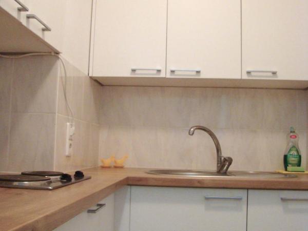 BNB Potsdamer Platz - Rooms & Apartments : photo 9 de la chambre chambre double standard avec salle de bains commune