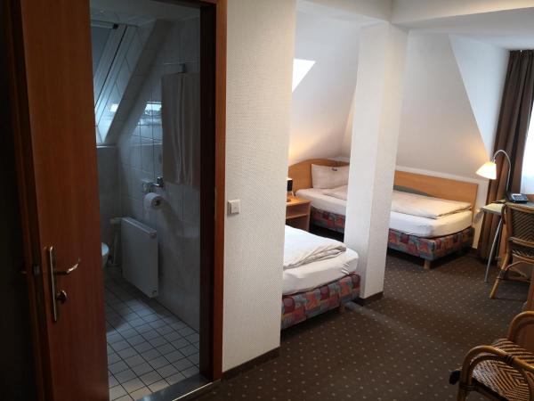 Pension am Heusteig : photo 6 de la chambre chambre lits jumeaux