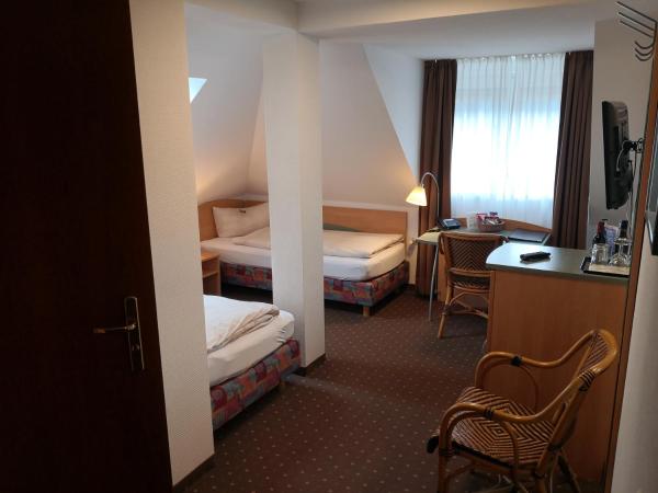 Pension am Heusteig : photo 7 de la chambre chambre lits jumeaux