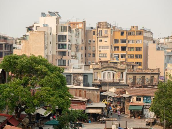 Beautiful City Suites : photo 8 de la chambre chambre double deluxe avec balcon