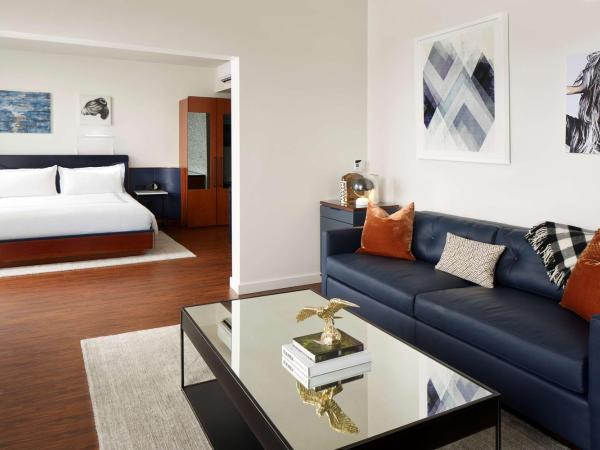 Thompson Seattle, by Hyatt : photo 1 de la chambre suite studio - vue sur eau