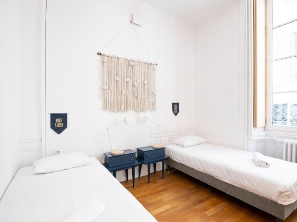 Slo Lyon les Pentes : photo 4 de la chambre chambre lits jumeaux