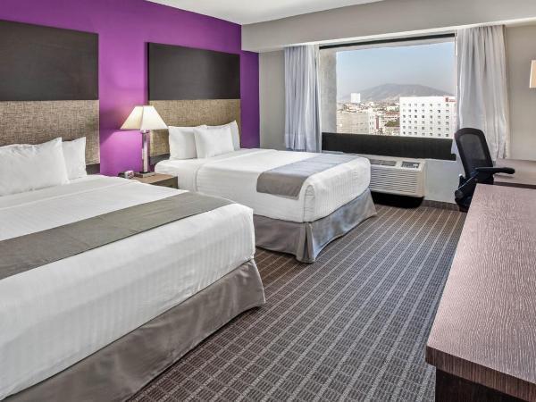 CHN Hotel Monterrey Centro, Trademark Collection by Wyndham : photo 3 de la chambre chambre avec 2 lits queen-size - accessible aux personnes à mobilité réduite - non-fumeurs 