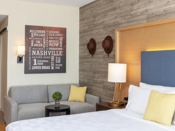 Holiday Inn & Suites Nashville Downtown Broadway : photo 1 de la chambre chambre lit king-size standard