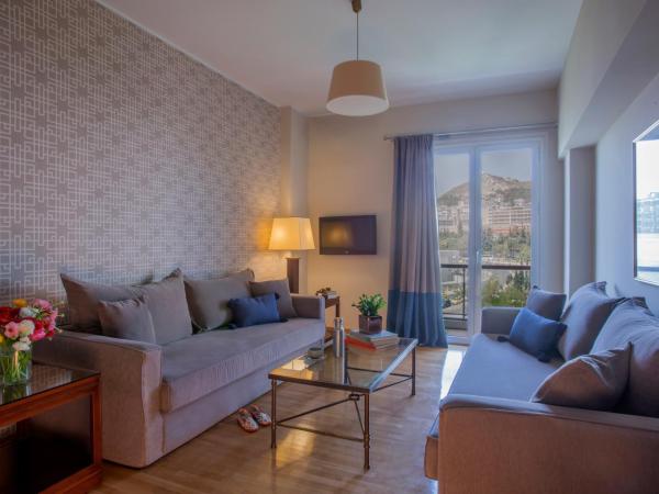 Delice Hotel - Family Apartments : photo 9 de la chambre appartement 2 chambres (5 adultes) - vue sur colline du lycabette