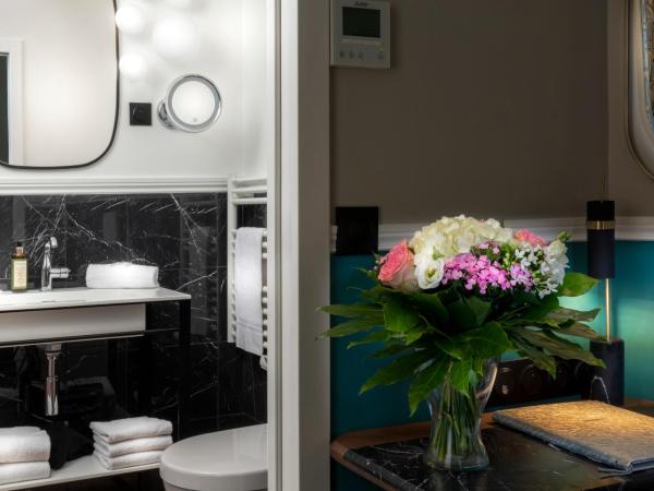 Hotel Elysa-Luxembourg : photo 4 de la chambre chambre double ou lits jumeaux classique